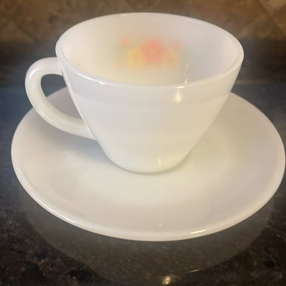 Fire King Anchor Hocking Orange and Yellow Floral Premium Cups & Saucers (4 sets - Picture 5 of 11